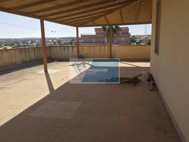 Villa Indipendente in vendita a Rosolini, Sicilia