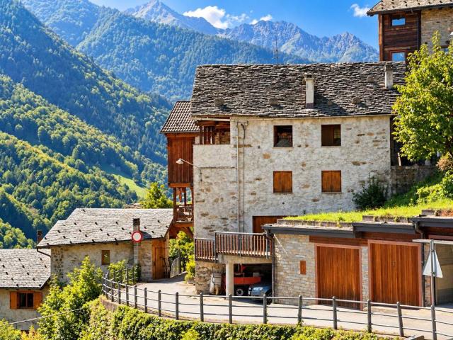 Villa Indipendente in vendita a Cà dei Secchi, Rossa