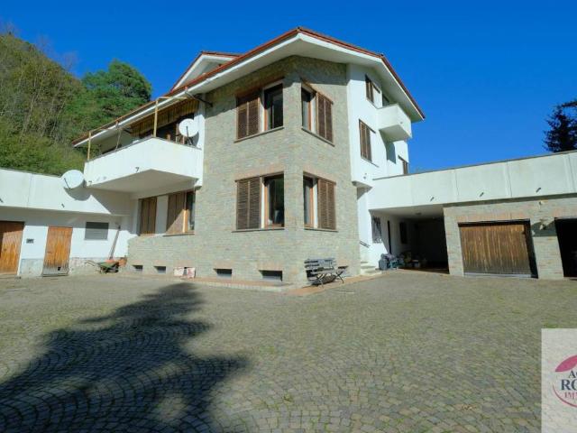 Villa Indipendente in vendita a Rossiglione, Liguria