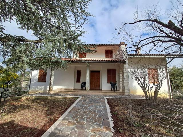 Villa Indipendente in vendita a Marche, Ascoli Piceno