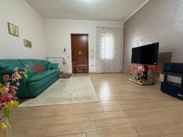 Villa Indipendente in vendita a Rotondi, Campania