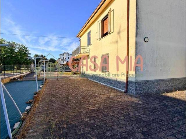 Villa Indipendente in vendita a Castello, Rottofreno