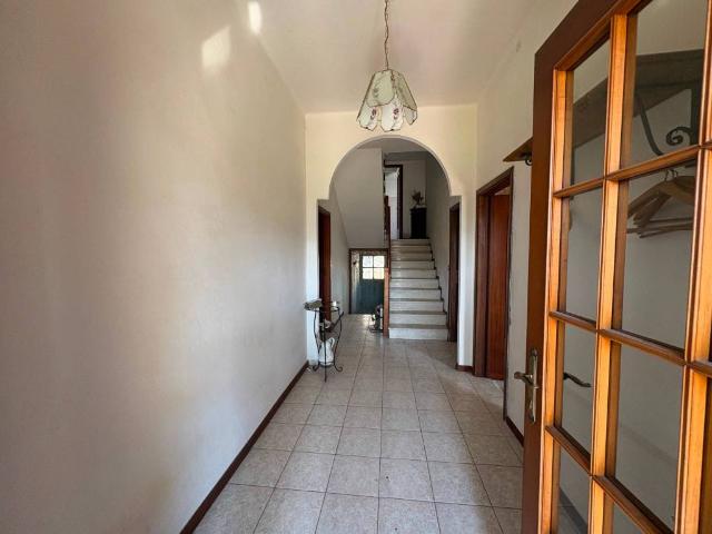 Villa Indipendente in vendita a Riva Trebbia, Rottofreno