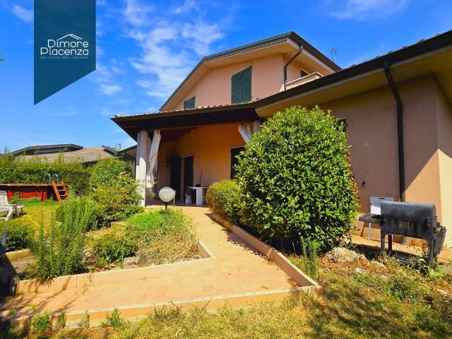 Villa Indipendente in vendita a Rottofreno, Reggio Emilia