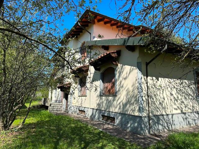 Villa Indipendente in vendita a Rottofreno, Reggio Emilia