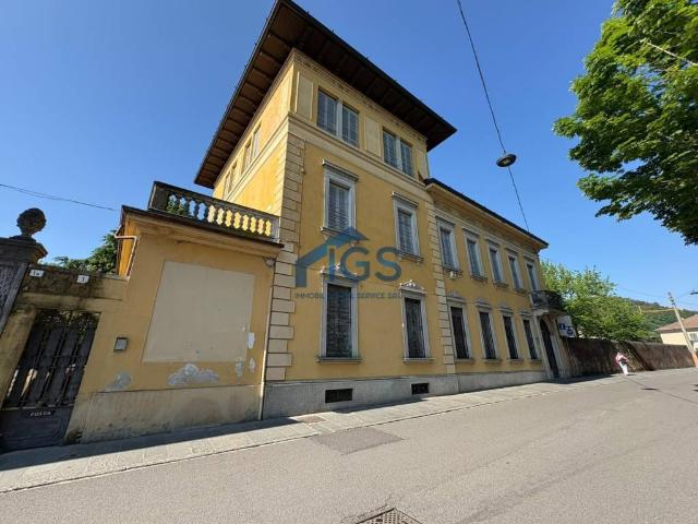 Villa Indipendente in vendita a Villaggio Famiglia, Rovato