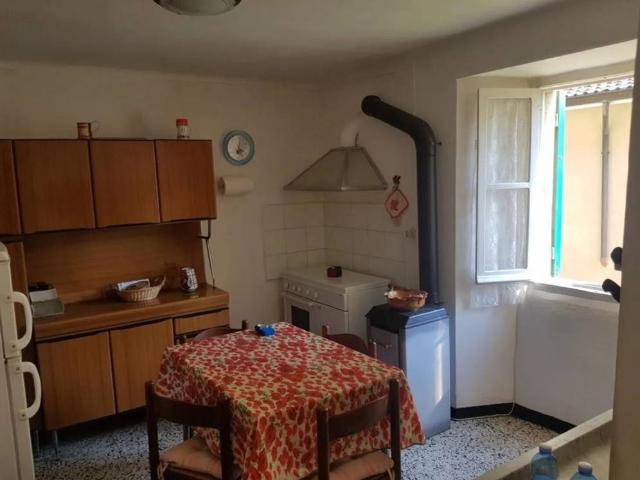 Villa Indipendente in vendita a Casanova, Rovegno
