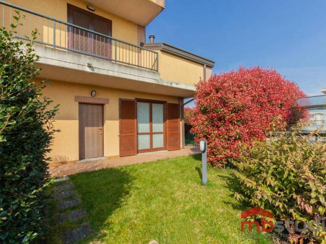 Villa Indipendente in vendita a Rovellasca, Lombardia
