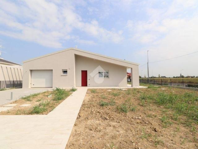 Villa Indipendente in vendita a Roverbella, Lombardia