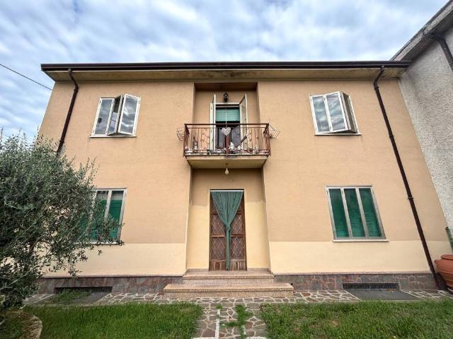 Villa Indipendente in vendita a Belvedere, Roverbella