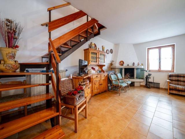 Villa Indipendente in vendita a Roverè Veronese, Veneto