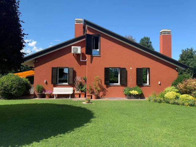 Villa Indipendente in vendita a Roveredo In Piano, Friuli-Venezia Giulia