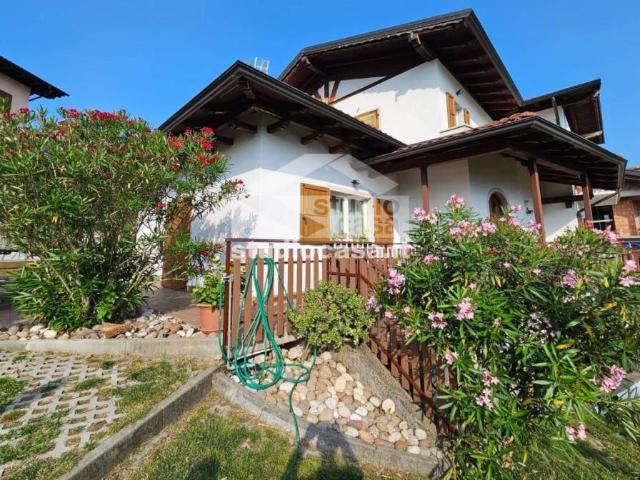 Villa Indipendente in vendita a Comunità della Vallagarina, Borgo Sacco