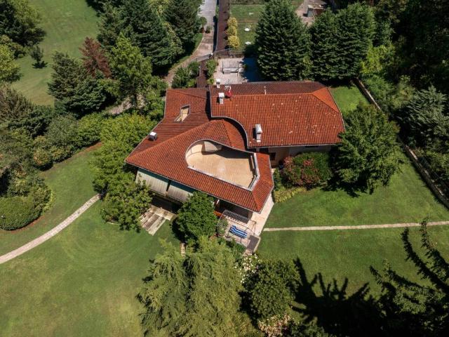 Villa Indipendente in vendita a Comunità della Vallagarina, Borgo Sacco