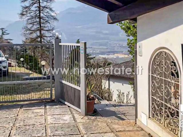 Villa Indipendente in vendita a Comunità della Vallagarina, Borgo Sacco