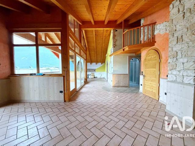 Villa Indipendente in vendita a Comunità della Vallagarina, Borgo Sacco
