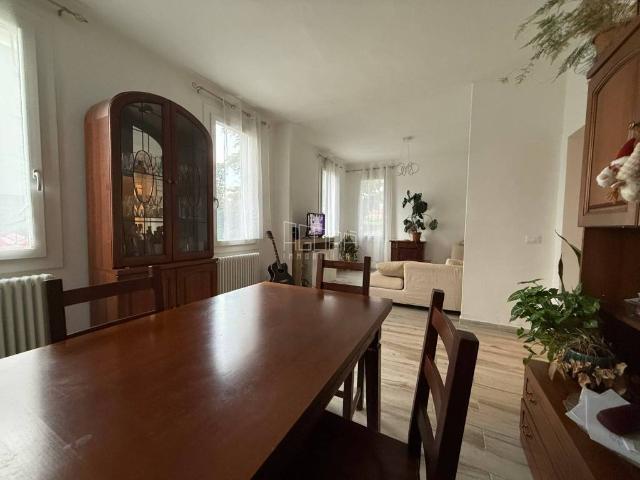 Villa Indipendente in vendita a Rovigo, Veneto