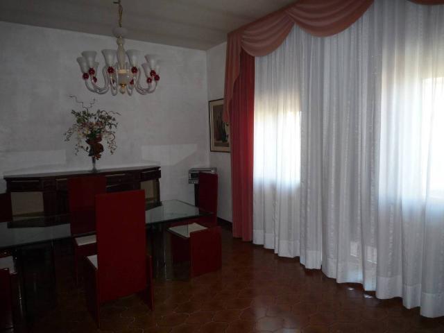Villa Indipendente in vendita a Rovigo, Veneto