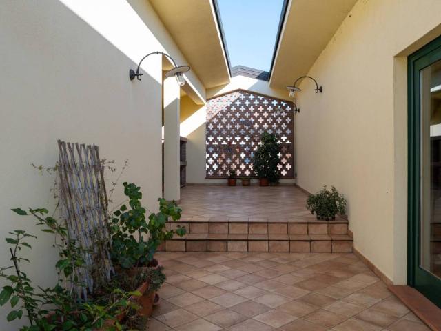 Villa Indipendente in vendita a Commenda Est, Rovigo