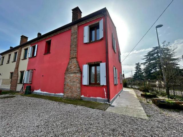 Villa Indipendente in vendita a Rovigo, Veneto