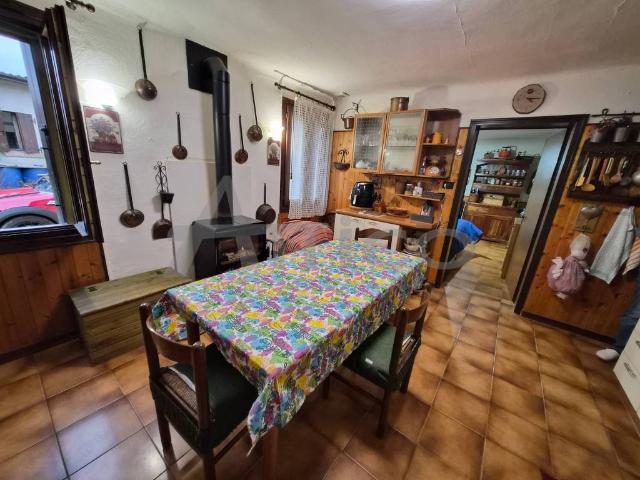 Villa Indipendente in vendita a Sant'Apollinare, Rovigo