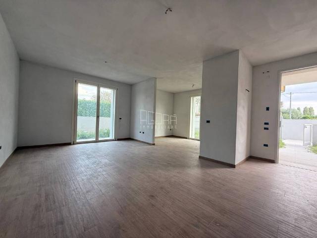 Villa Indipendente in vendita a Rovigo, Veneto