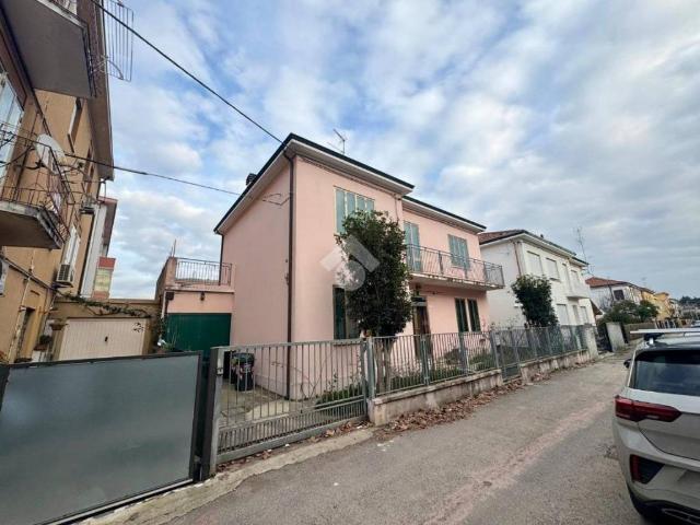 Villa Indipendente in vendita a Commenda Est, Rovigo