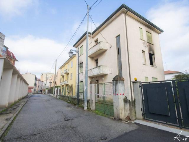 Villa Indipendente in vendita a Rovigo, Veneto