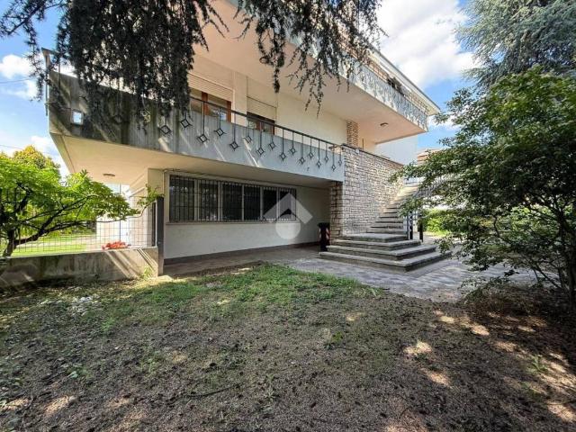 Villa Indipendente in vendita a Rovigo, Veneto