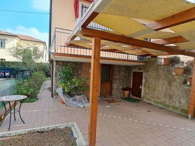 Villa Indipendente in vendita a Commenda Est, Rovigo