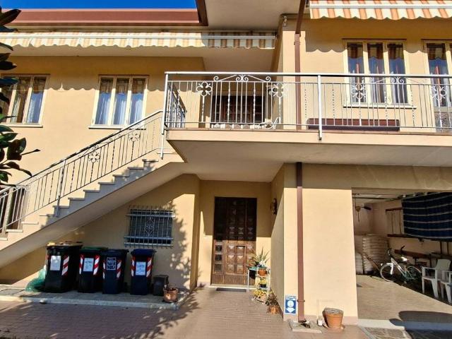 Villa Indipendente in vendita a Rovigo, Veneto