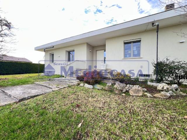 Villa Indipendente in vendita a Rovigo, Veneto