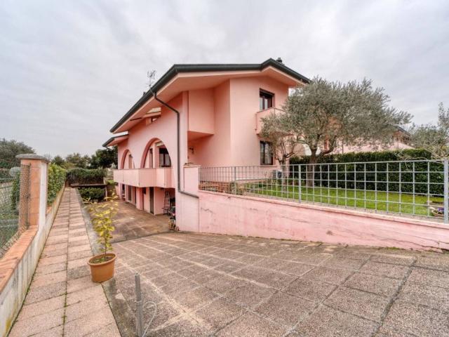 Villa Indipendente in vendita a Rubano, Veneto