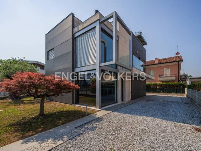 Villa Indipendente in vendita a Rubano, Veneto