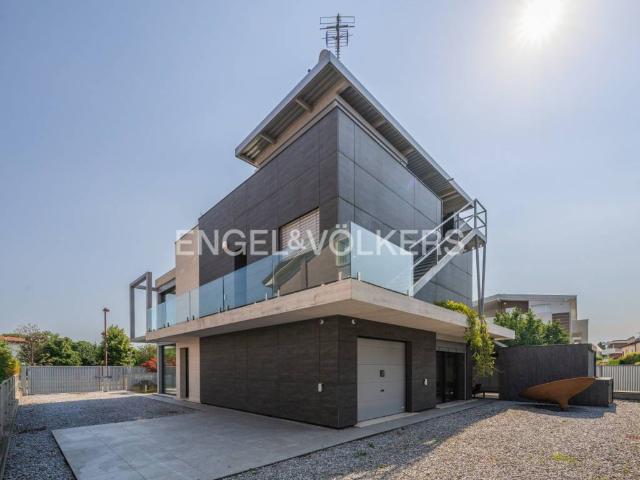 Villa Indipendente in vendita a Rubano, Veneto