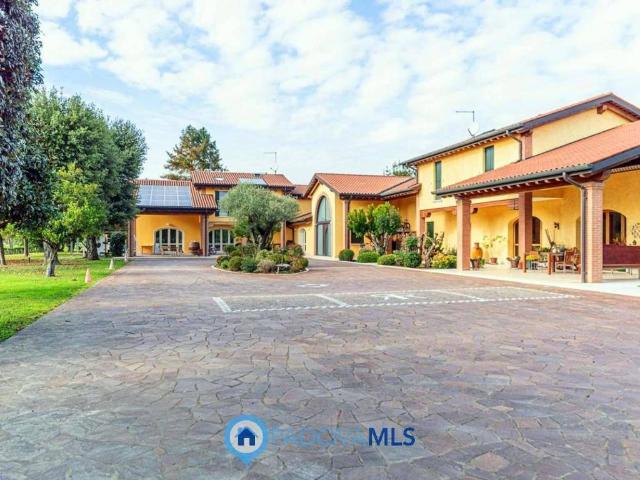Villa Indipendente in vendita a Rubano, Veneto