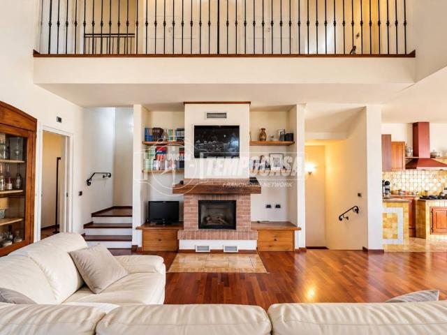 Villa Indipendente in vendita a Rubiera
