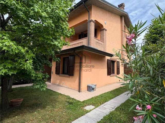 Villa Indipendente in vendita a Tresinaro - Secchia, Re