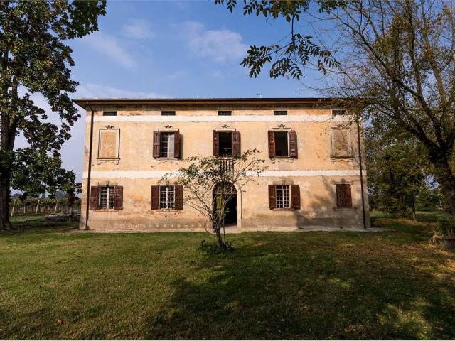 Villa Indipendente in vendita a Tresinaro - Secchia, Re