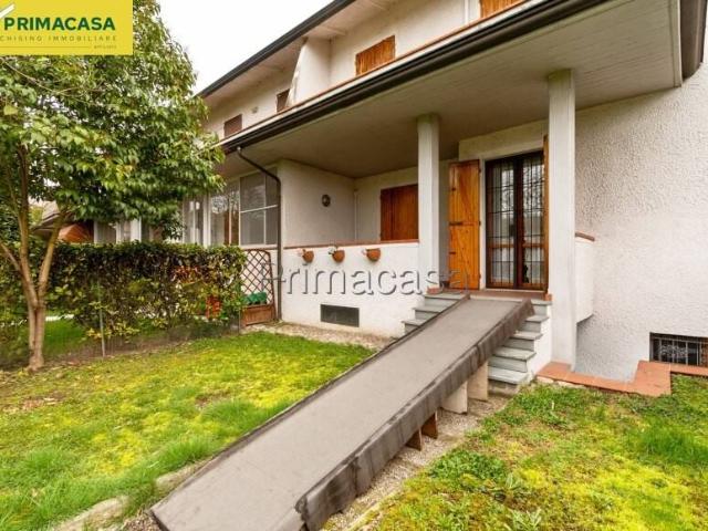 Villa Indipendente in vendita a Tresinaro - Secchia, Re