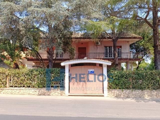 Villa Indipendente in vendita a Puglia, Lecce