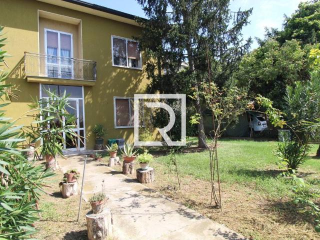 Villa Indipendente in vendita a Russi, Reggio Emilia