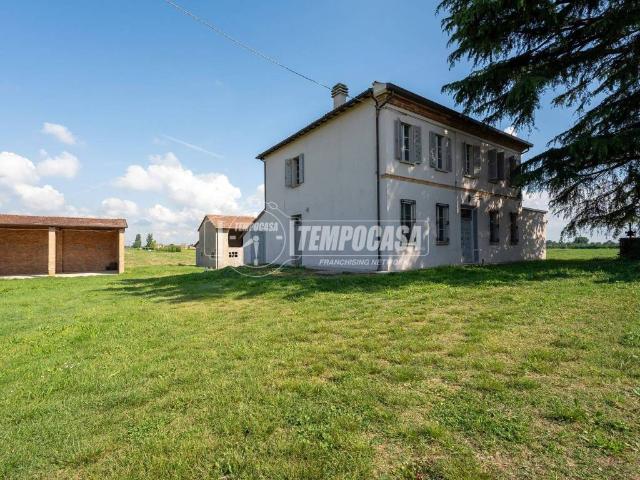 Villa Indipendente in vendita a Ravenna, Reggio Emilia