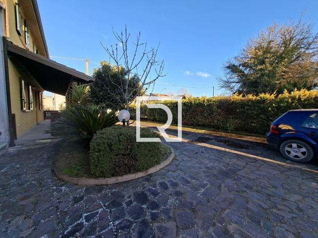 Villa Indipendente in vendita a Russi, Reggio Emilia