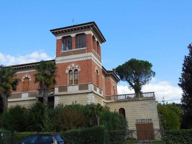 Villa Indipendente in vendita a Russi, Reggio Emilia