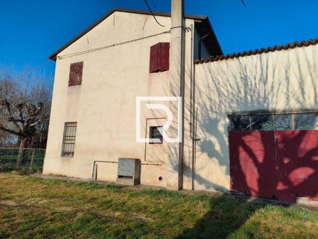 Villa Indipendente in vendita a Unione della Romagna Faentina, Russi