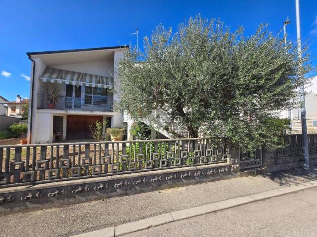 Villa Indipendente in vendita a Russi, Reggio Emilia