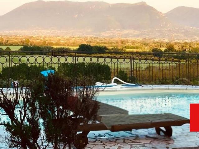 Villa Indipendente in vendita a Ruviano, Caserta