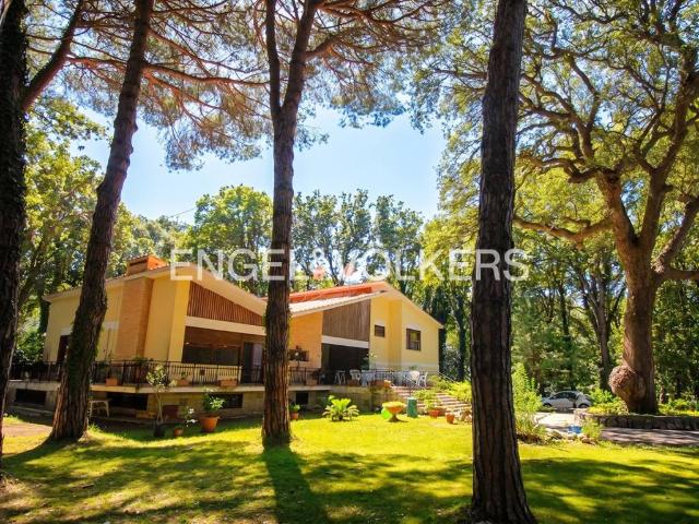 Villa Indipendente in vendita a Sabaudia, Lazio