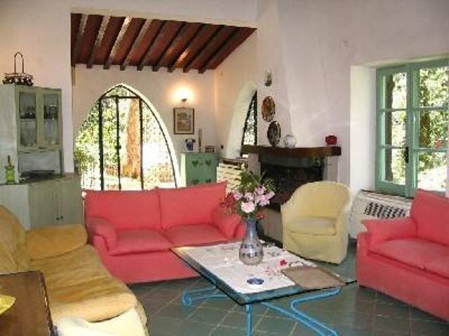 Villa Indipendente in vendita a Sabaudia, Lazio
